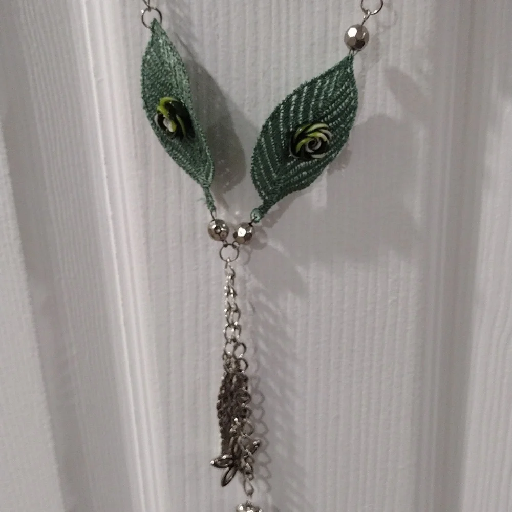 Women's Silver Tone Feather Green Leaf Flower Design Necklace, Matching Earrings